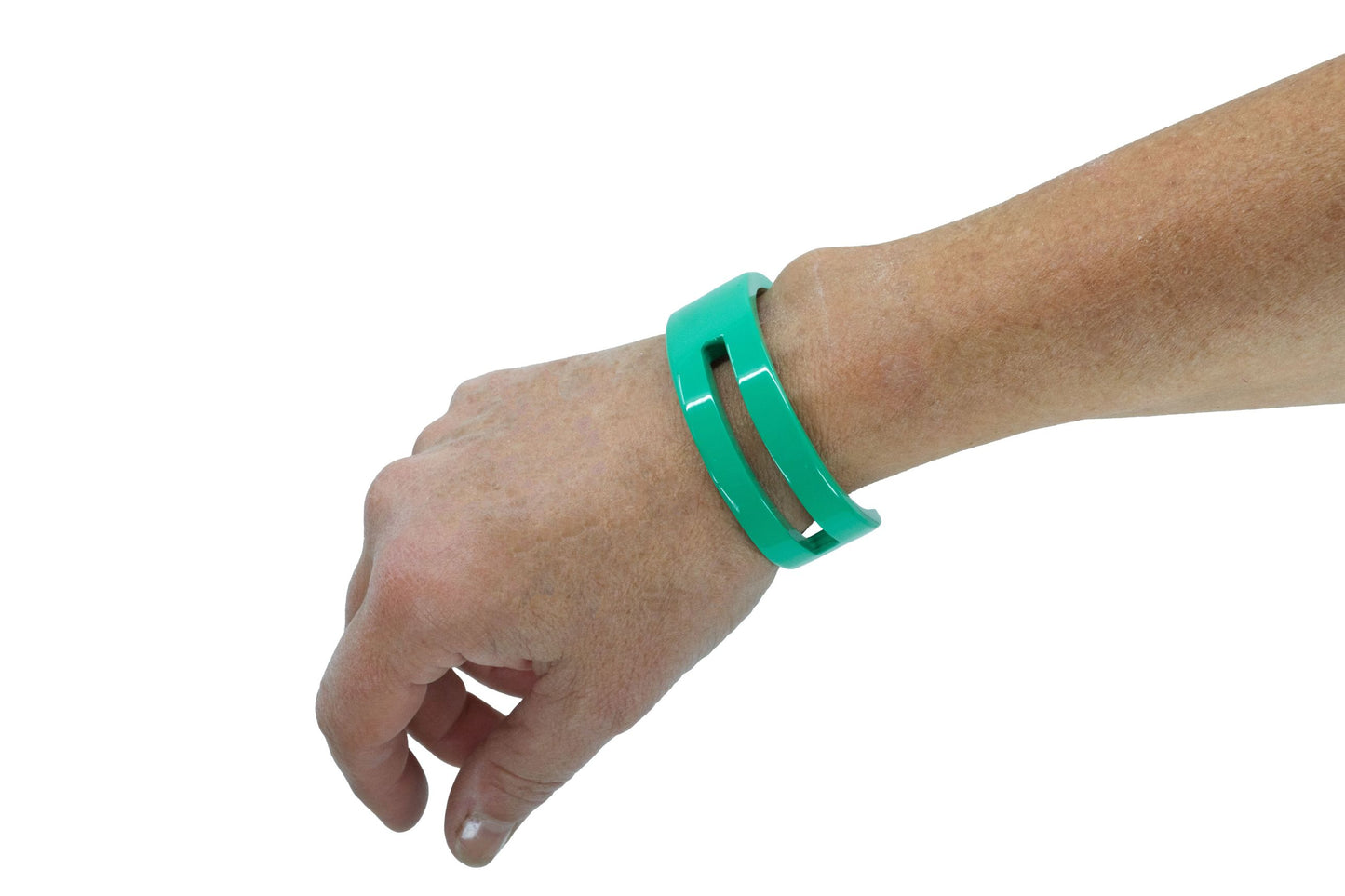 Manchette fine en corne laqué vert