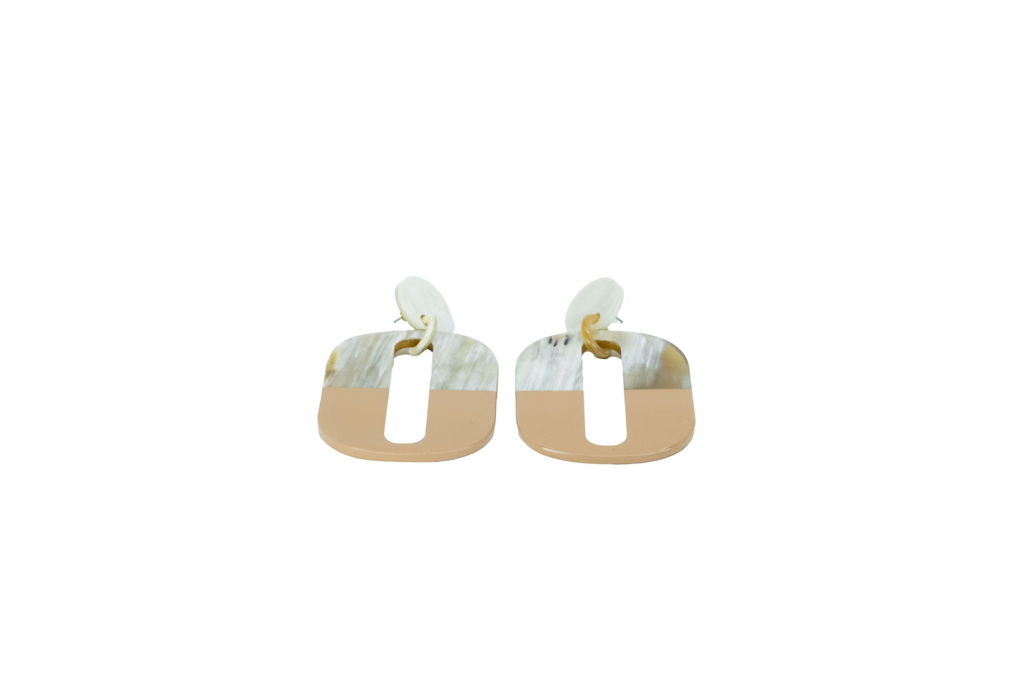 Boucles d'oreille ovales corne naturelle beige