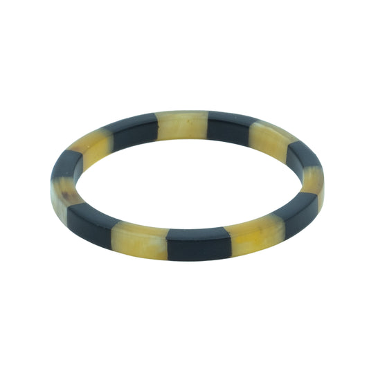 Bracelet noir et corne