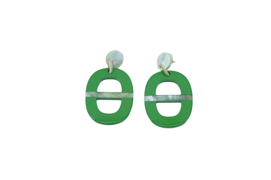 Boucles d'oreille ovales laquées vert